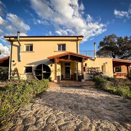 Villa La Encina Guapa Casa Rural 20,000m2 De Intimidad *