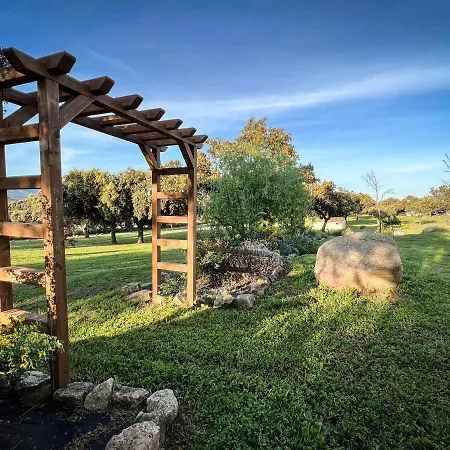 La Encina Guapa Casa Rural 20,000m2 De Intimidad